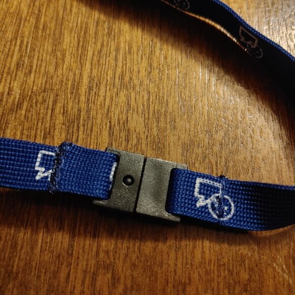 Bell Canada Bell Let's Talk Day Lanyard Safety Release Neck Lanyard - Picture 3 of 4